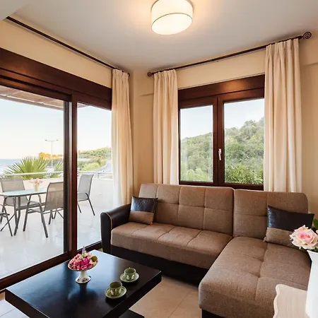 Armonia By The Sea - Majestic Seaside Retreat Petalidi