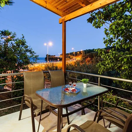 Armonia By The Sea - Majestic Seaside Retreat *